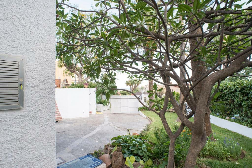 Habitación doble en villa Málaga Exterior foto